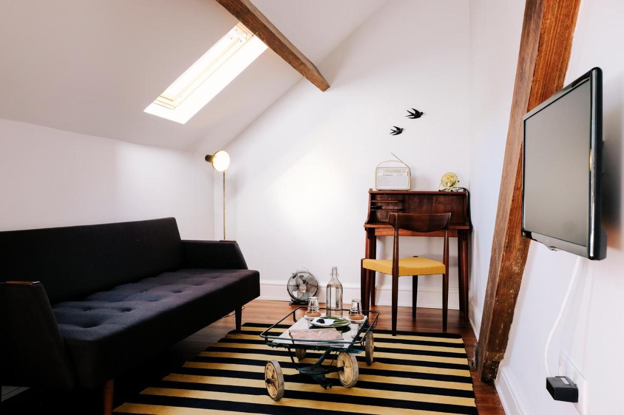 Dona Emilia Guest House & Studio Apartment Building 维亚纳堡 外观 照片